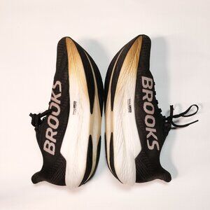 Brooks Hyperion Max 2 Running Shoe